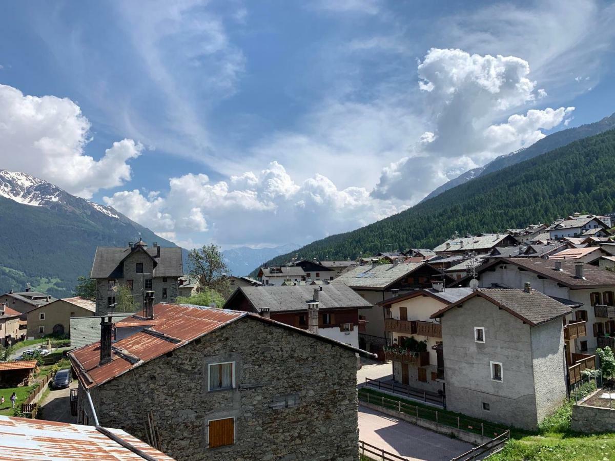 Piccola Residenza By Holiday World Apartman Oga Kültér fotó